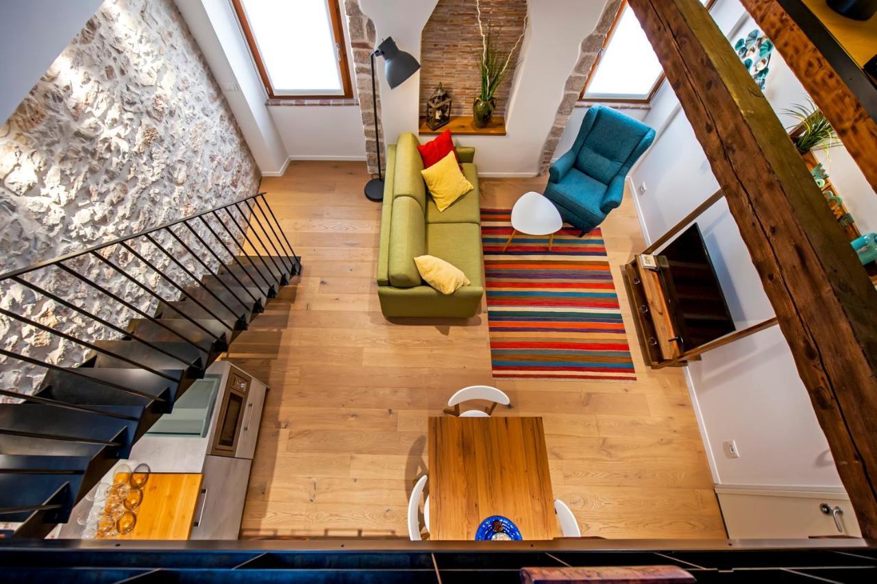 Apartments Casa De Amicis روفينج المظهر الخارجي الصورة