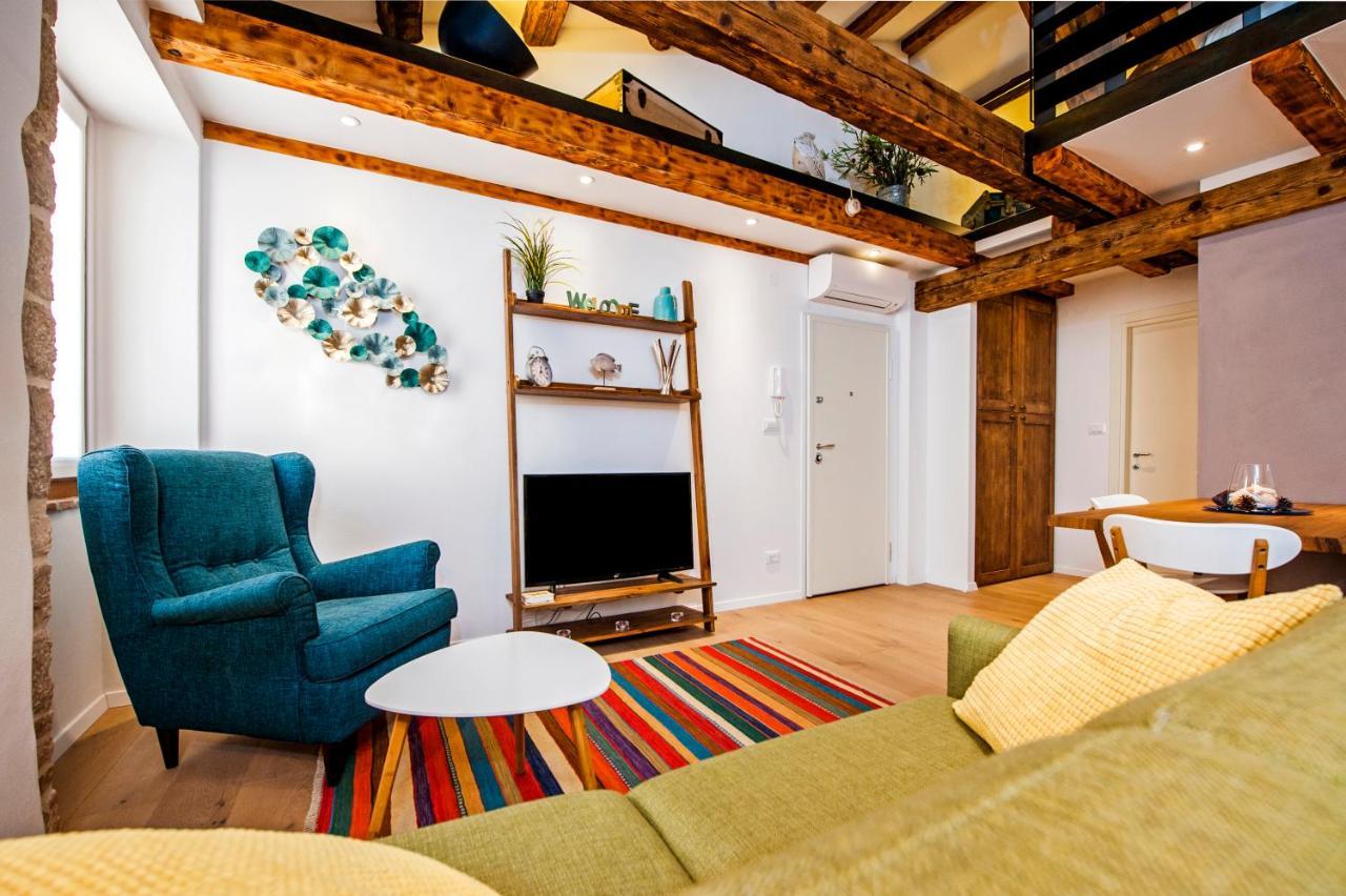 Apartments Casa De Amicis روفينج المظهر الخارجي الصورة