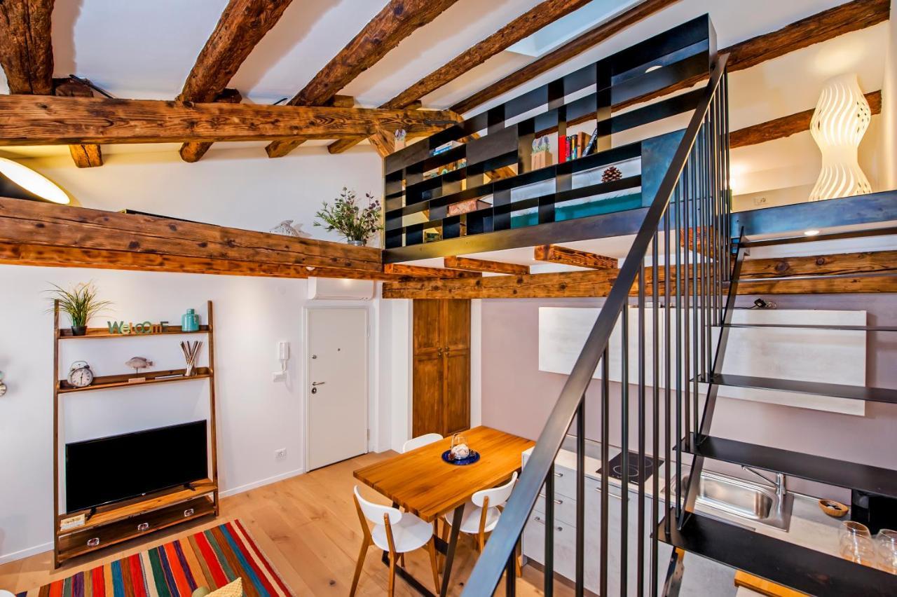 Apartments Casa De Amicis روفينج المظهر الخارجي الصورة