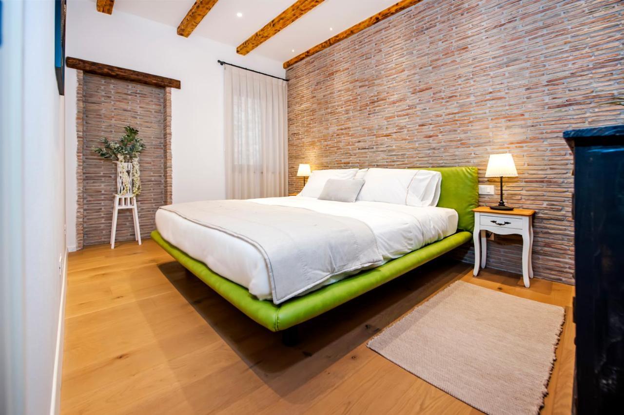 Apartments Casa De Amicis روفينج المظهر الخارجي الصورة