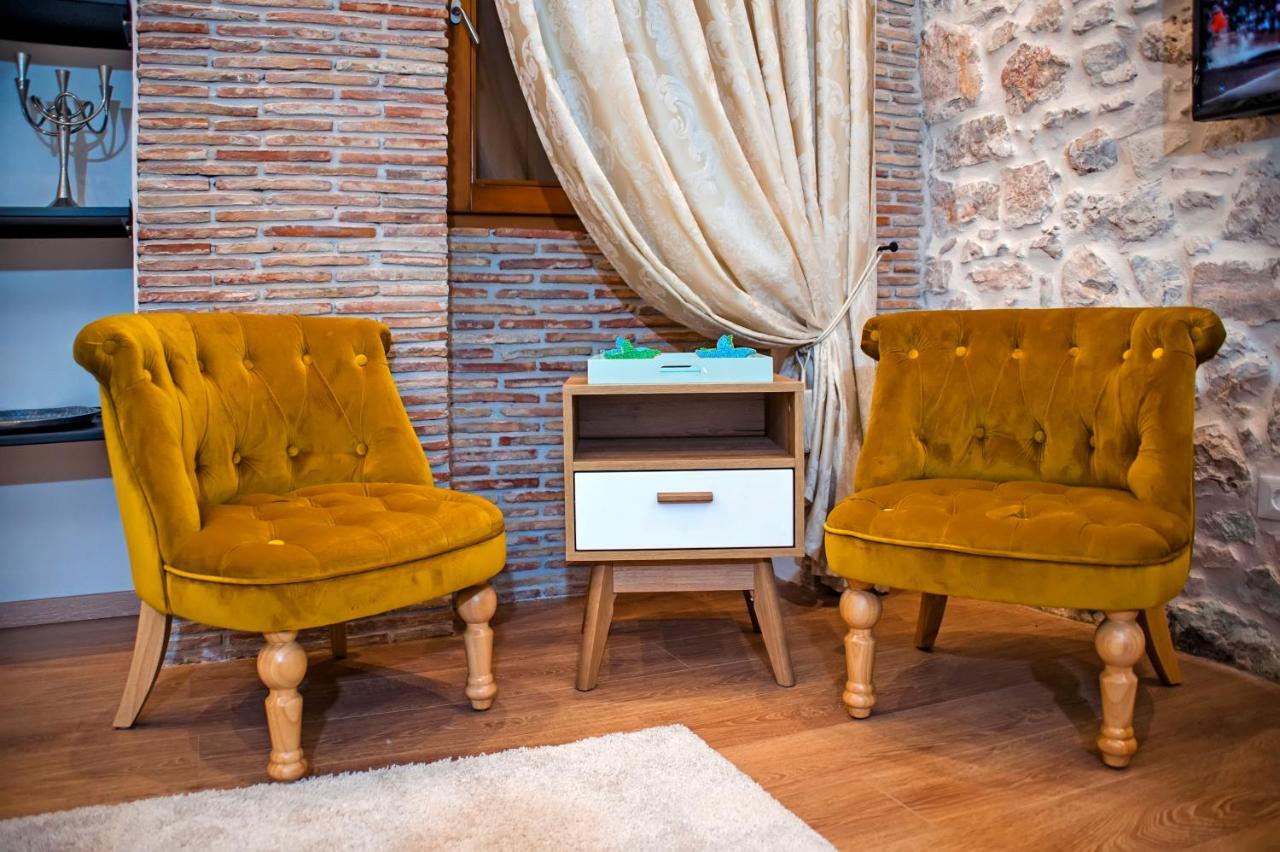 Apartments Casa De Amicis روفينج المظهر الخارجي الصورة